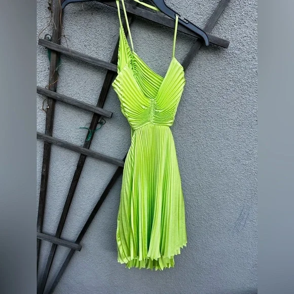 A.L.C. Ari Pleated Satin Mini Dress Green in Size 0 New with Tags! - Picture 7 of 13